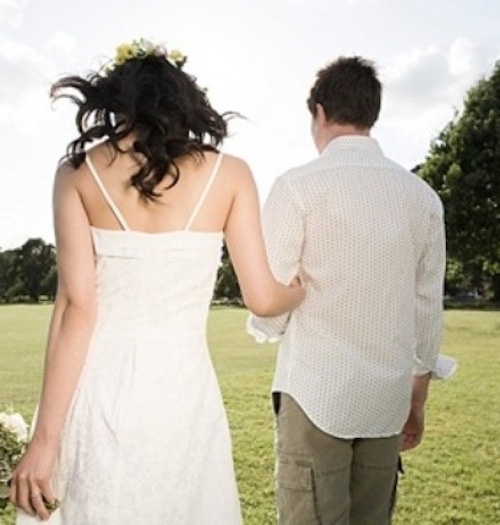 Chu re tuong lai biet tich truoc ngay cuoi hinh anh