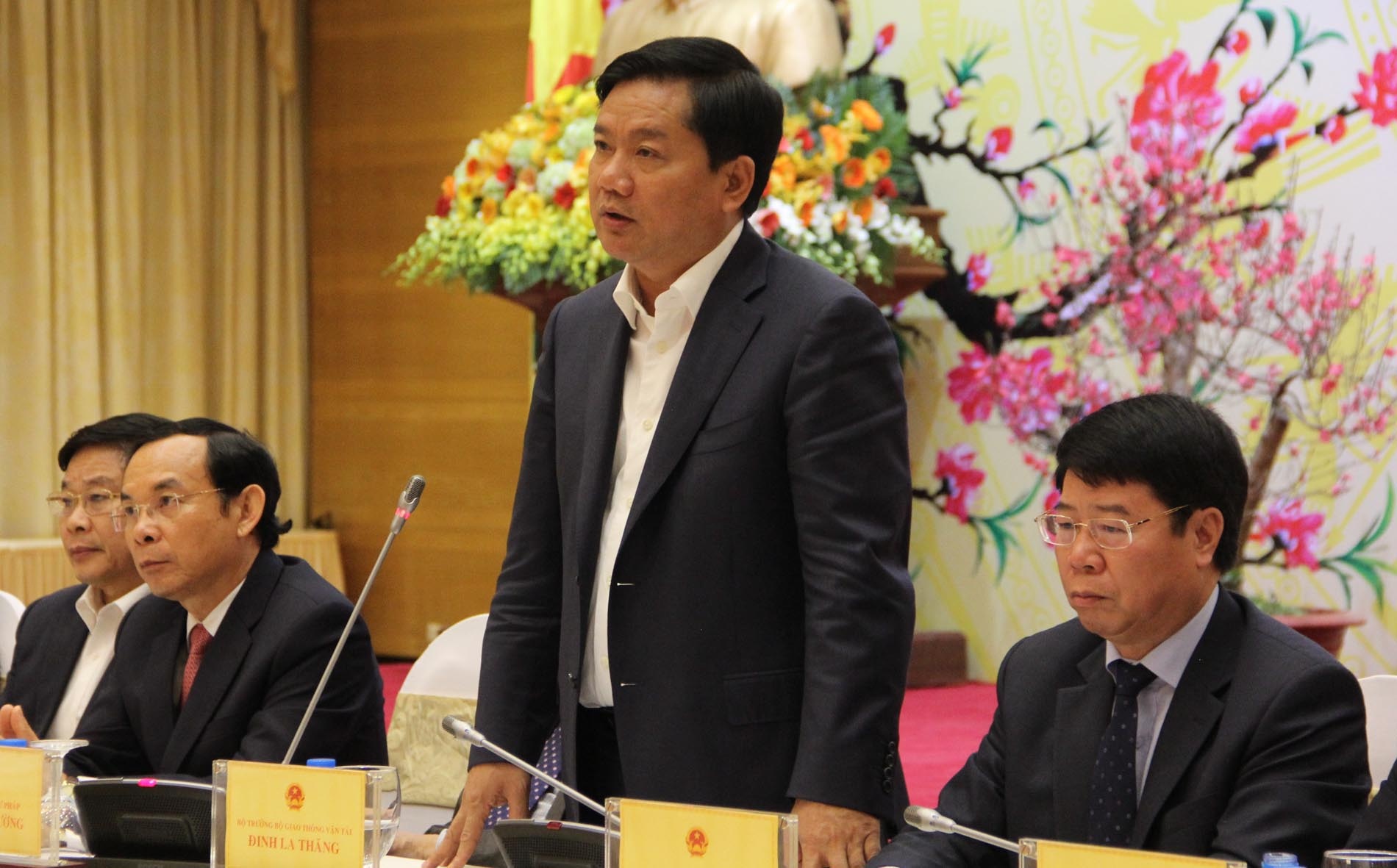 Cong an dieu tra tin nhan tien bac cua thu truong GTVT hinh anh