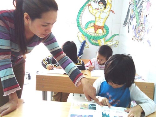 Nhung ngay moi cua a khoi nhiem HIV hinh anh