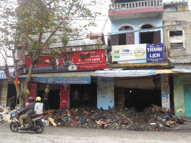 Hai vu chay cach nhau vai tram met, mot nguoi chet hinh anh