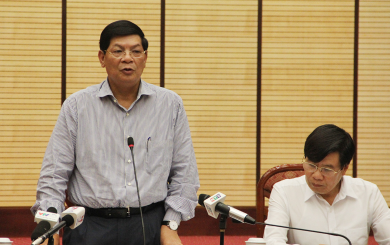 Pho chu tich Ha Noi: Non nong chat cay do nha tai tro hinh anh