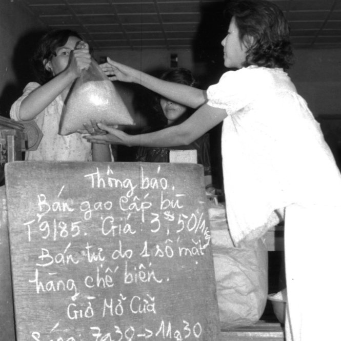 “Mua gạo cấp bù” năm 1985 tại TP HCM - Ảnh tư liệu