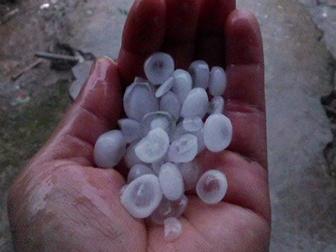 Mien Bac lanh 17 do C, canh bao mua da, to loc hinh anh