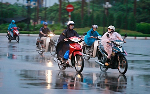 Don khong khi lanh giua he, mien Bac diu mat hinh anh