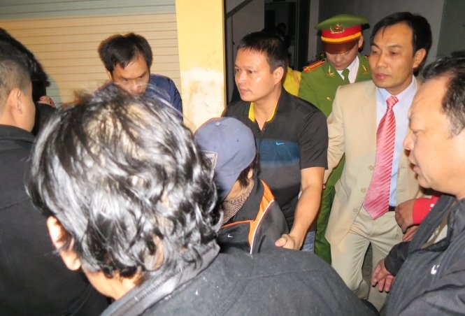 De nghi Quoc hoi bai nhiem tu cach dai bieu Chau Thi Thu Nga hinh anh