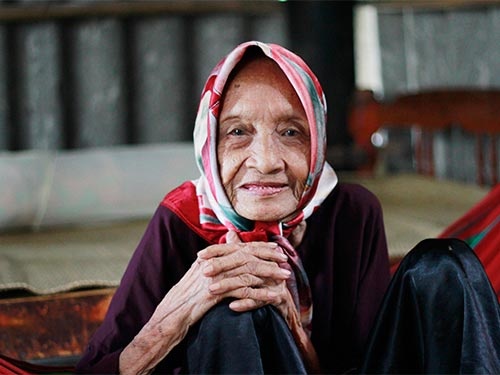 Cu Tru chinh thuc duoc cong nhan cao tuoi nhat the gioi hinh anh