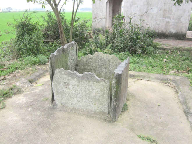 Gieng co nghin nam khong can tai ngoi lang da ong hinh anh