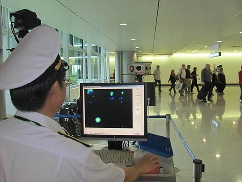 Giam sat khach di tu vung co virus MERS-CoV vao Viet Nam hinh anh