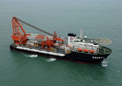 Tau tham do dau khi cua TQ vao gan bo bien Binh Thuan hinh anh