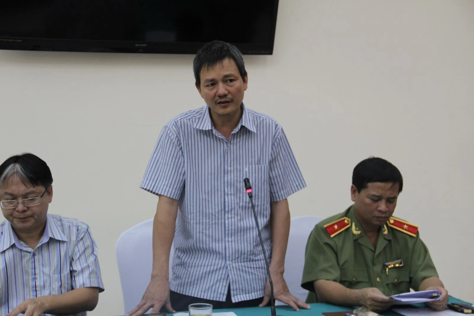 Cục trưởng Cục HKVN Lại Xuân Thanh báo cáo tại cuộc họp. Ảnh: K.A