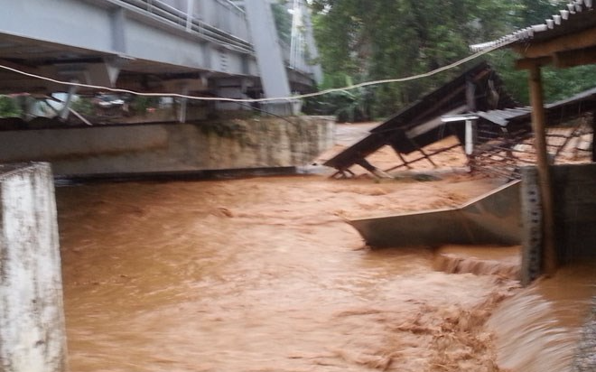 13 nguoi chet va mat tich sau bao Kujira hinh anh