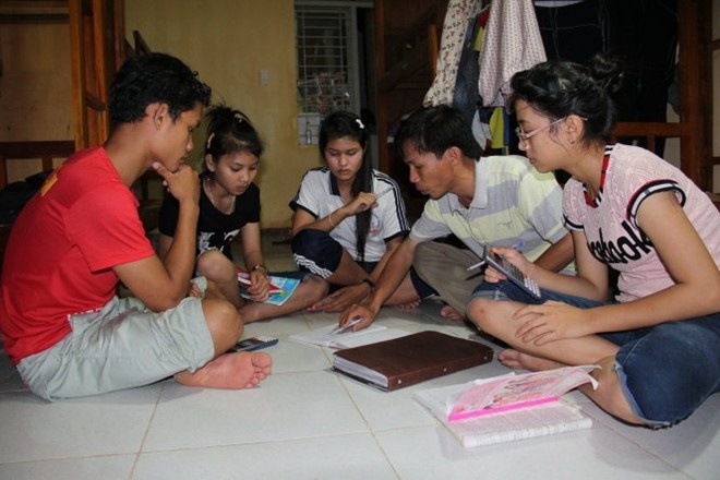 Nang nong 39 do C trong thoi gian thi THPT hinh anh