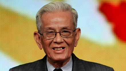 Di san cua nha bao Huu Tho hinh anh