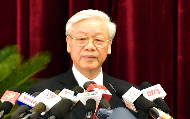 Trung uong Dang thao luan phuong an nhan su khoa 12 hinh anh