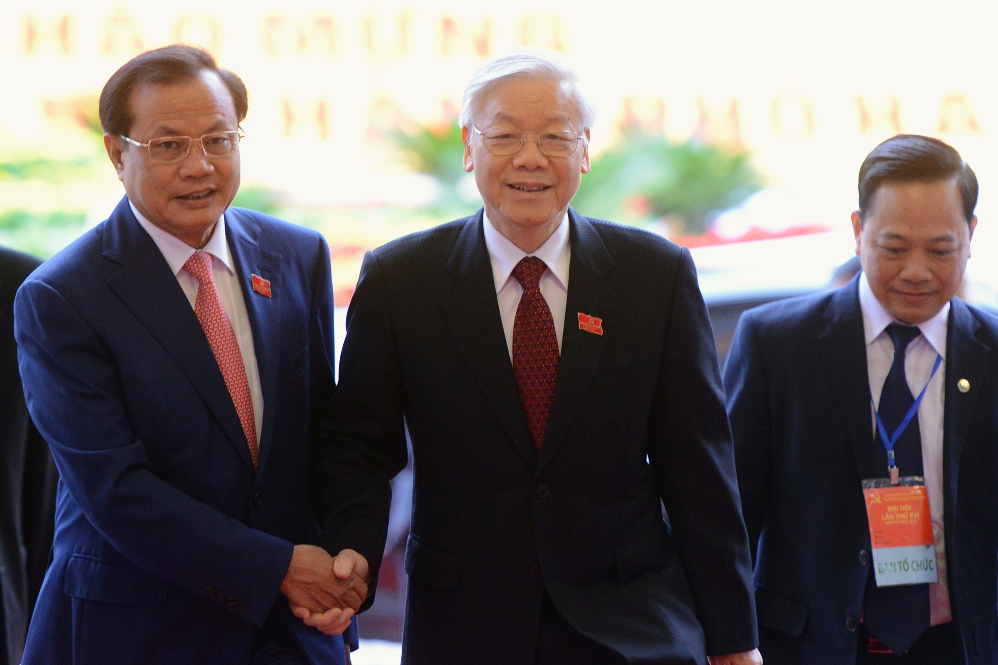 Tổng bí thư Nguyễn Phú Trọng và Bí thư Thành ủy Hà Nội Phạm Quang Nghị.