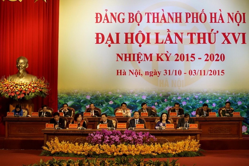 Ha Noi cong bo danh sach 74 thanh uy vien hinh anh