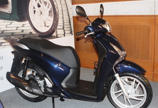 Cuc Dang kiem yeu cau Honda trieu hoi xe SH moi hinh anh