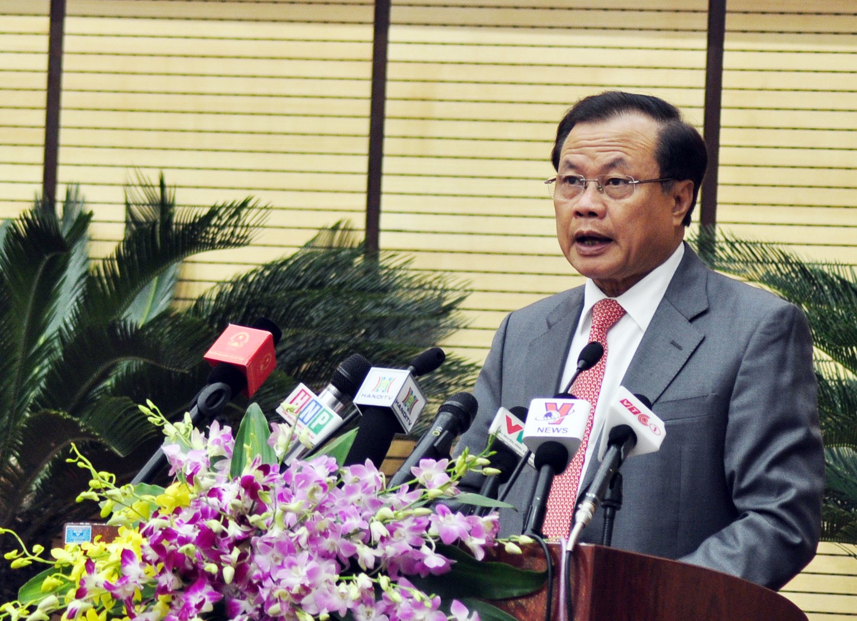 'Can bo thu do chua dap ung nguyen vong nhan dan' hinh anh