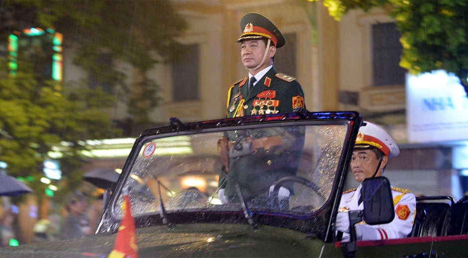 'Con trai toi san sang tro thanh phi cong quan su' hinh anh