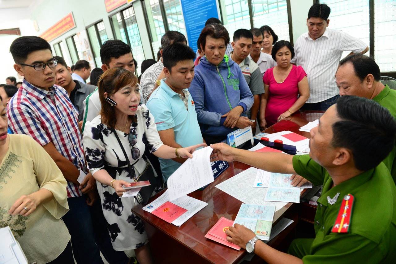 Rac roi voi CMND, the can cuoc hinh anh