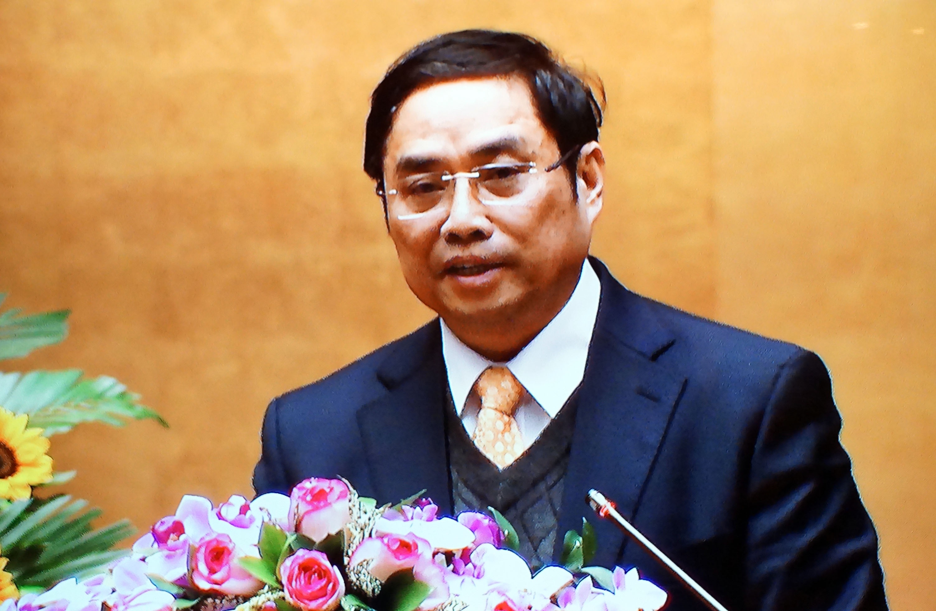 Loai bo nguoi co tham vong quyen luc khoi Quoc hoi hinh anh