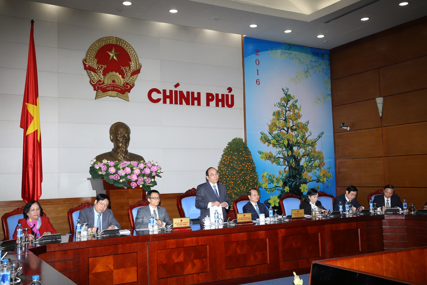 Pho thu tuong yeu cau can bo khong du xuan sa da hinh anh