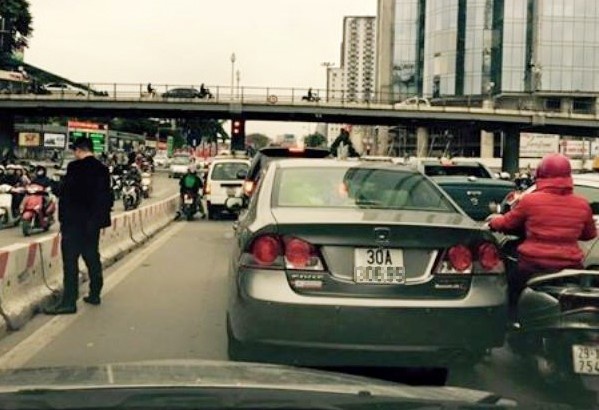 Su khon cung cua bang quang hinh anh