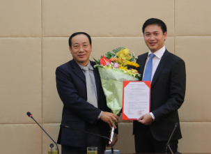 Thu ky Bo truong Thang lam Pho tong cuc truong Duong bo VN hinh anh