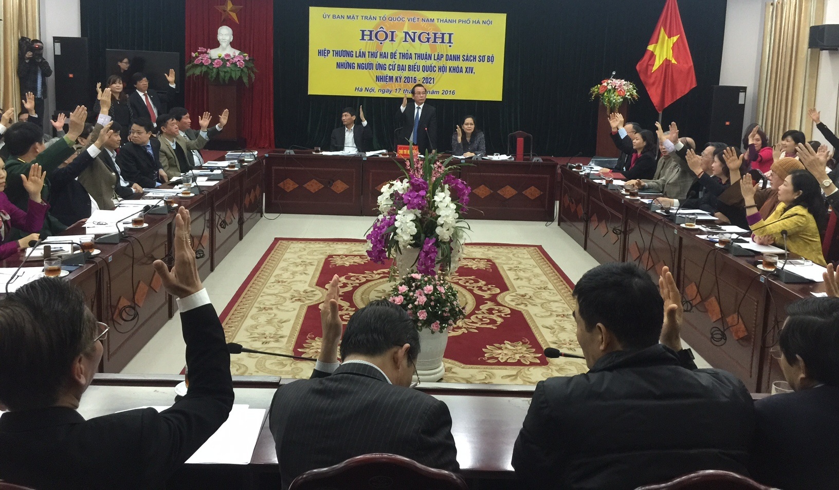 48 nguoi tu ung cu dai bieu Quoc hoi tai Ha Noi hinh anh