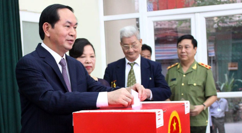 Gan 70 trieu cu tri bo phieu bau cu hinh anh