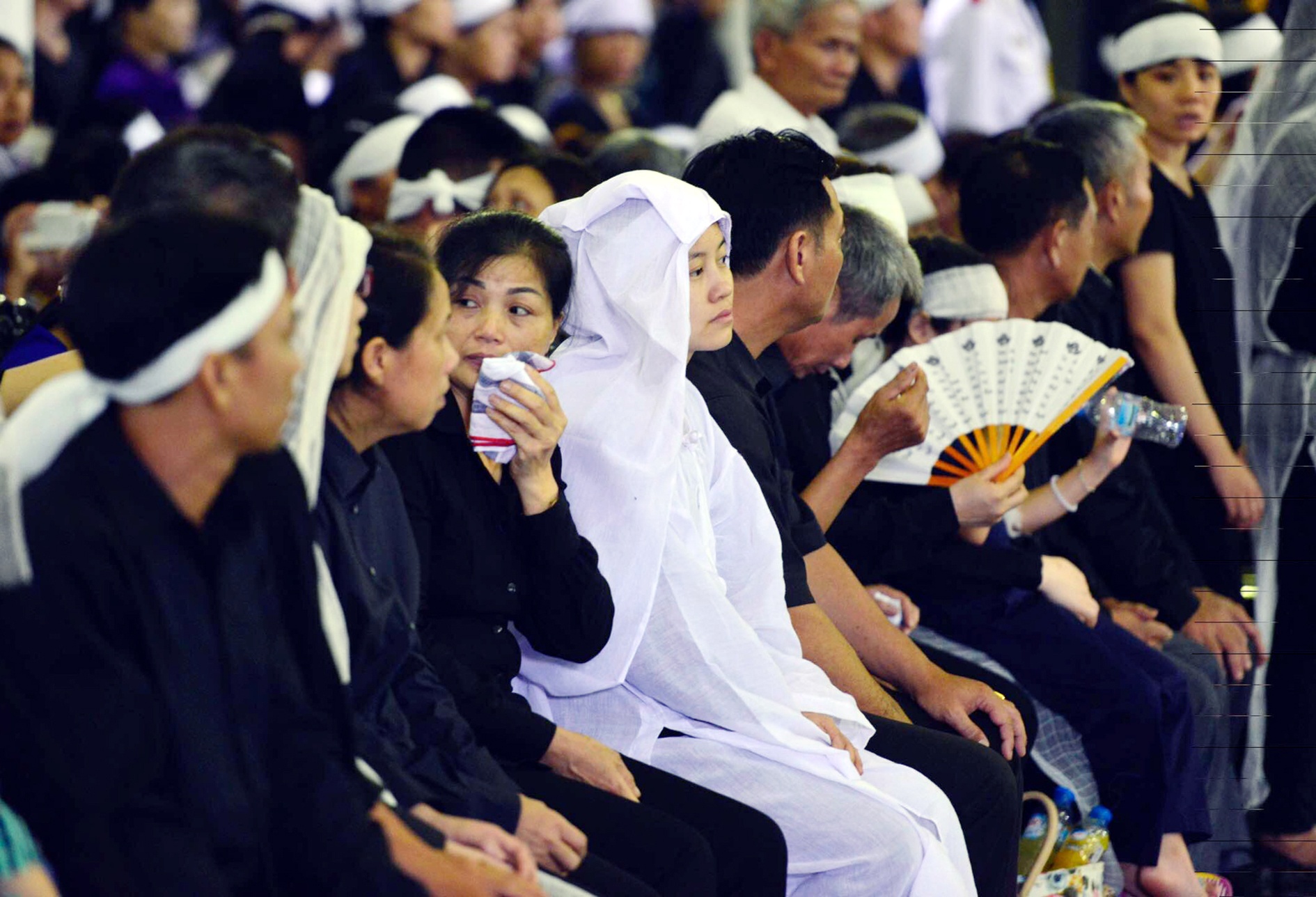 tang le phi hanh doan CASA-212 anh 2