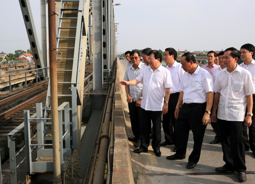 Pho thu tuong thi sat cau Viet Tri cu hinh anh