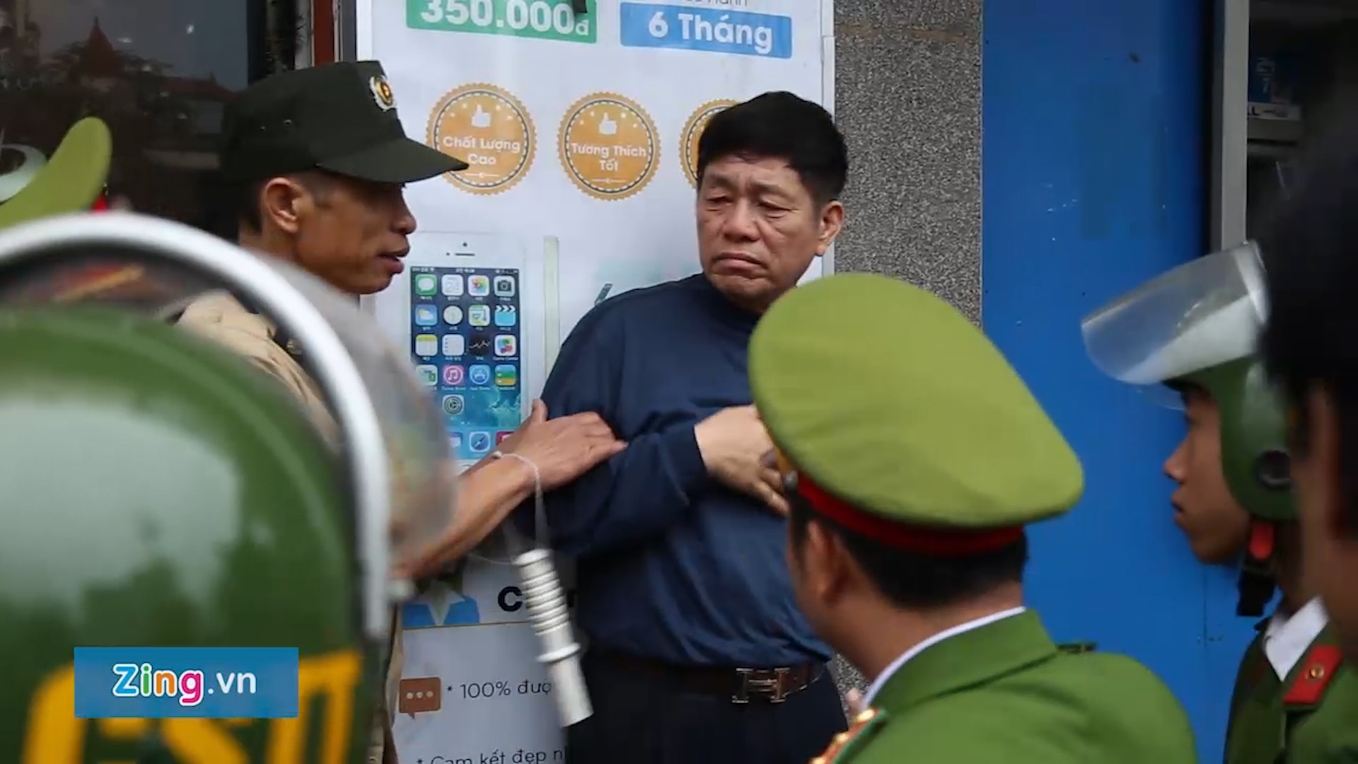 Nguoi dan phan ung viec pha bac tam cap hinh anh