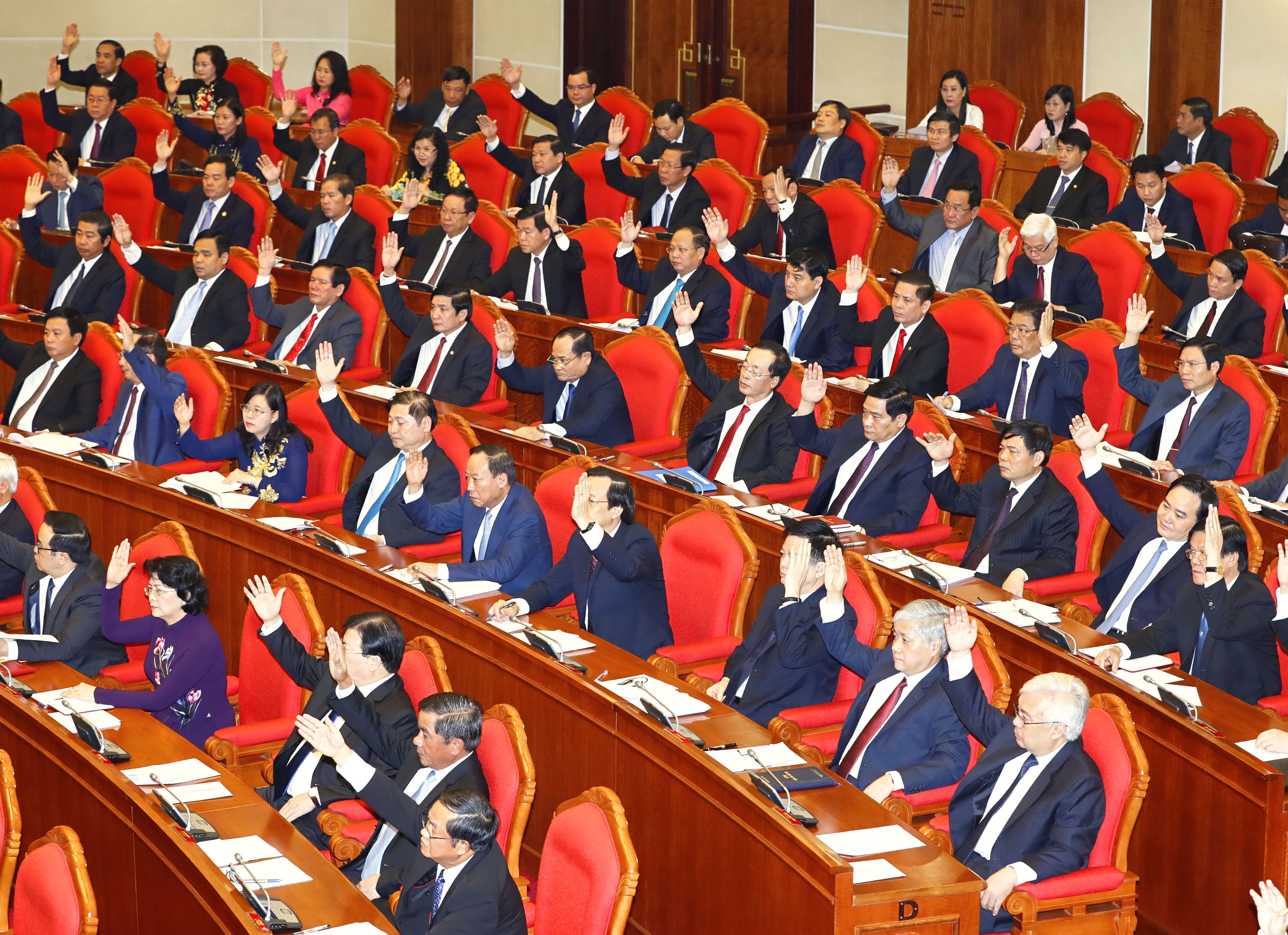 Bo Chinh tri da danh 7 ngay de kiem diem tu phe binh, phe binh hinh anh