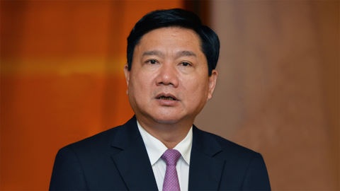 Ong Dinh La Thang bi canh cao, thoi chuc Uy vien Bo Chinh tri hinh anh