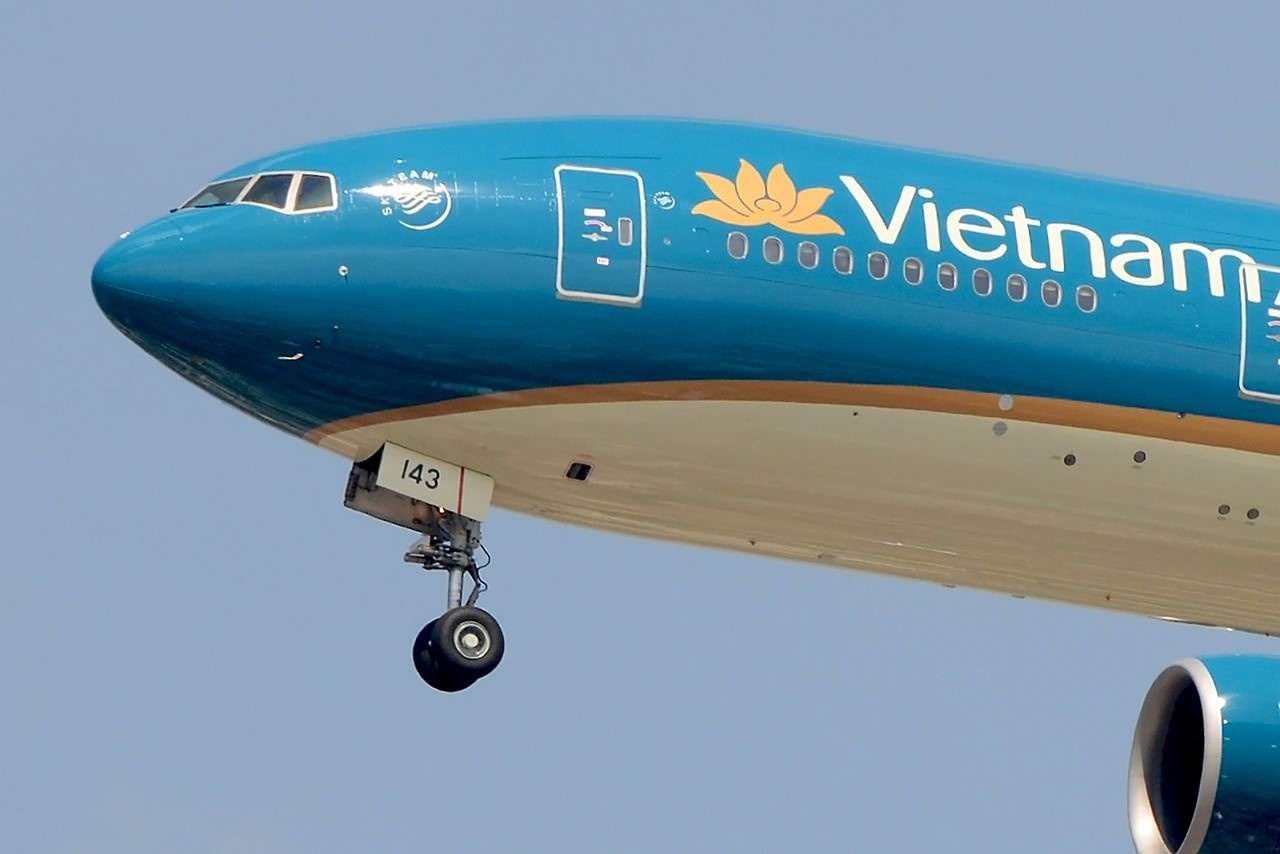 Thủ tướng đi máy bay thương mại ảnh 1 Thu tuong di may bay thuong mai anh 1