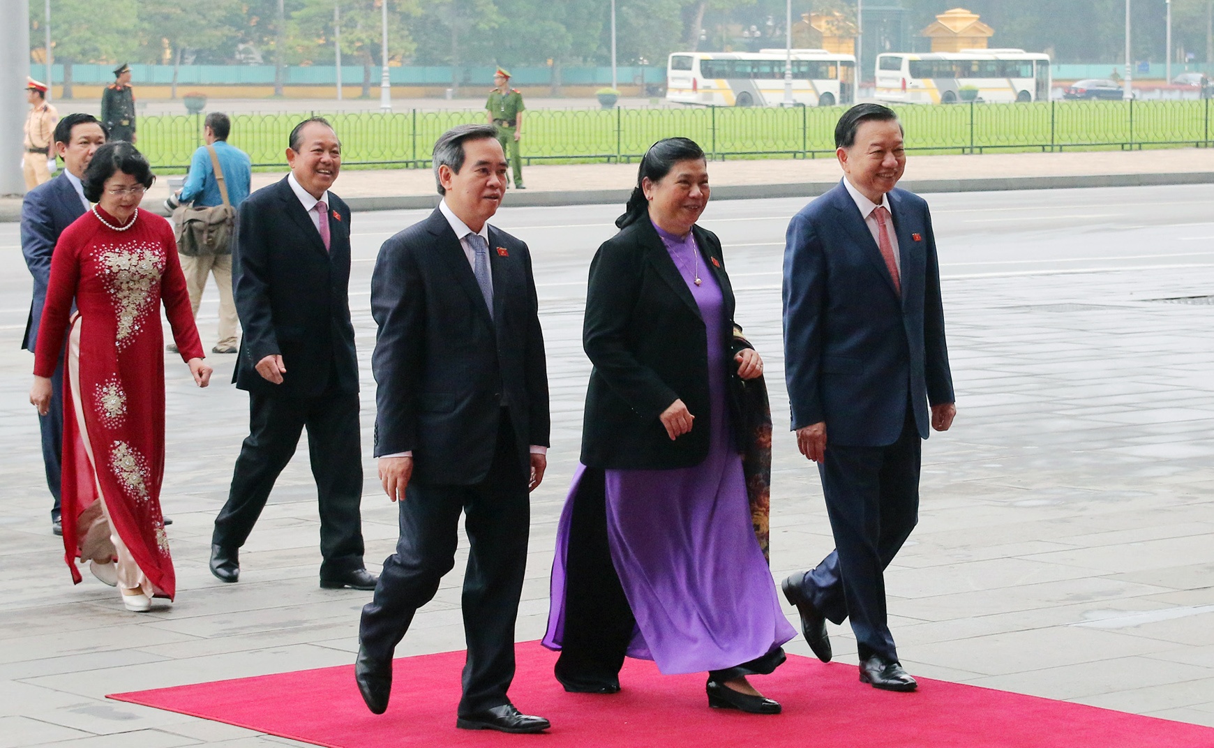 Lanh dao Dang nha nuoc vieng Lang Bac anh 10