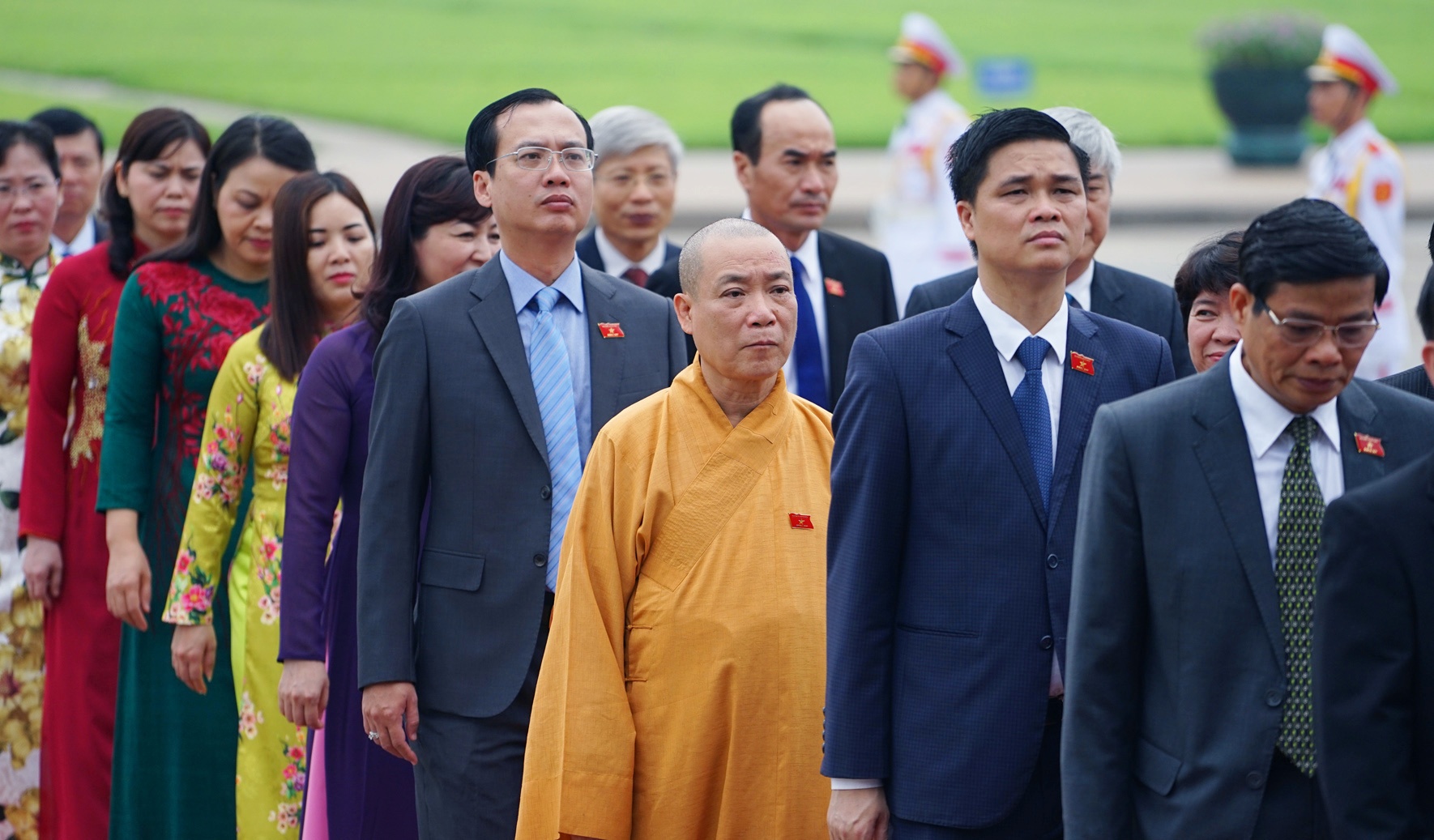 Lanh dao Dang nha nuoc vieng Lang Bac anh 8