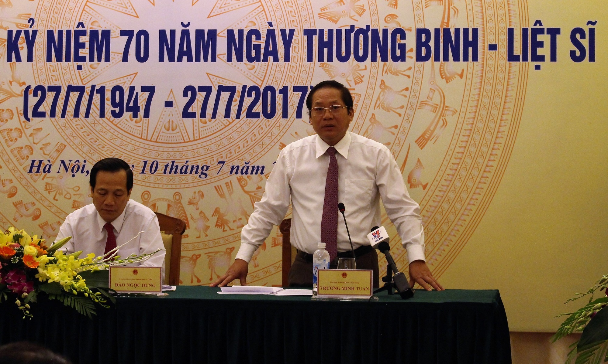 Tich hop cong nghe de tim kiem hai cot liet si hinh anh