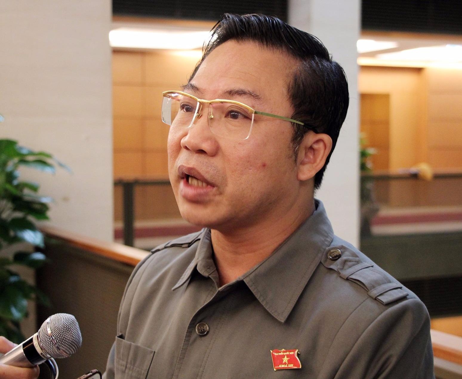 'Can xu ly doanh nghiep, ca nhan lien quan clip den tren YouTube' hinh anh