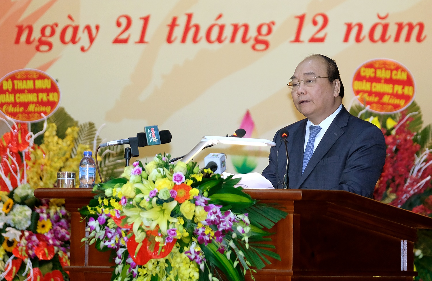 Thu tuong Nguyen Xuan Phuc anh 1