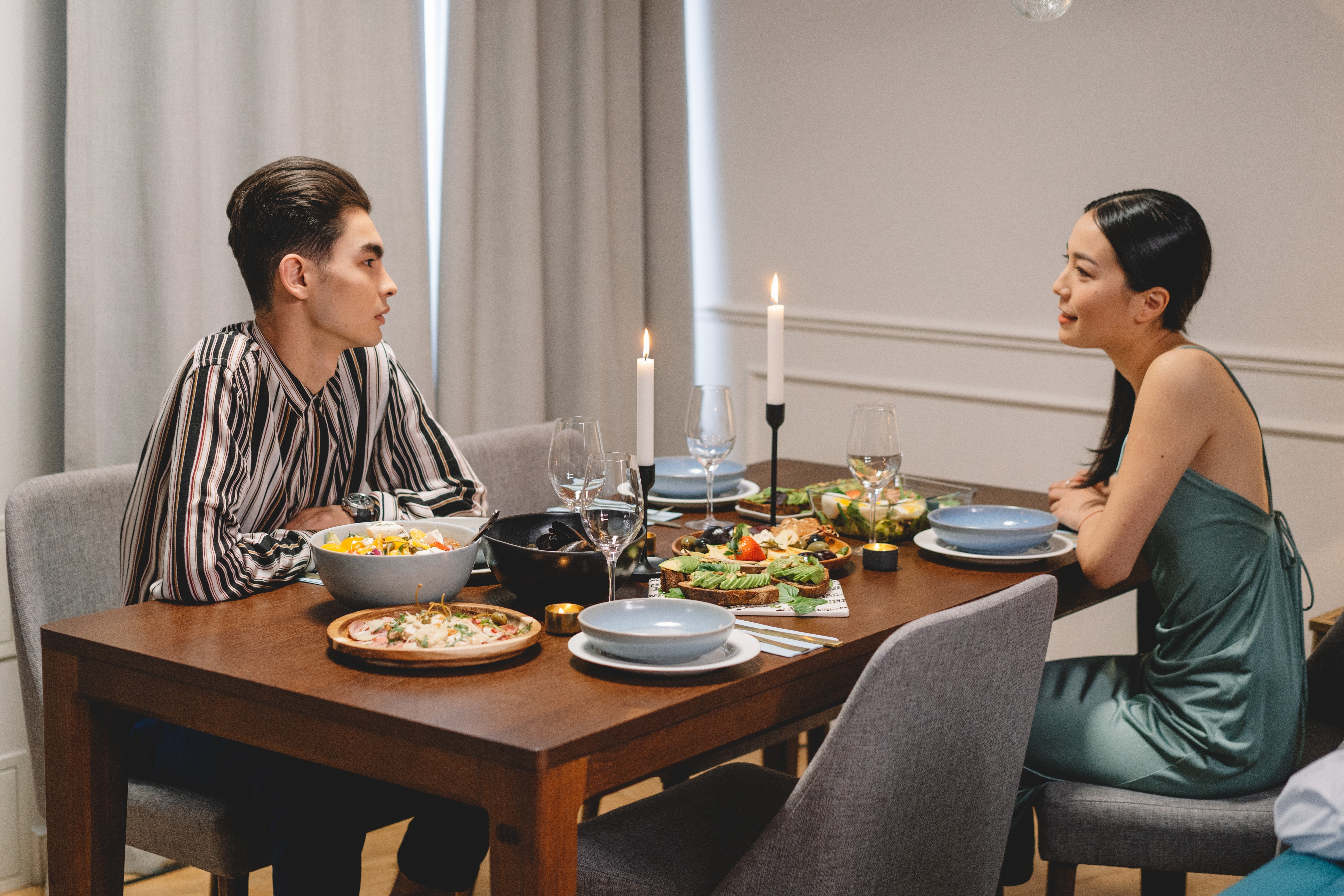 Luu y khi hen ho dip le, Tet hinh anh