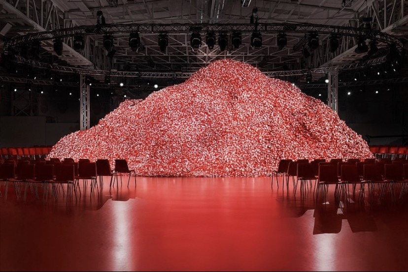 san khau bao cao su anh 4