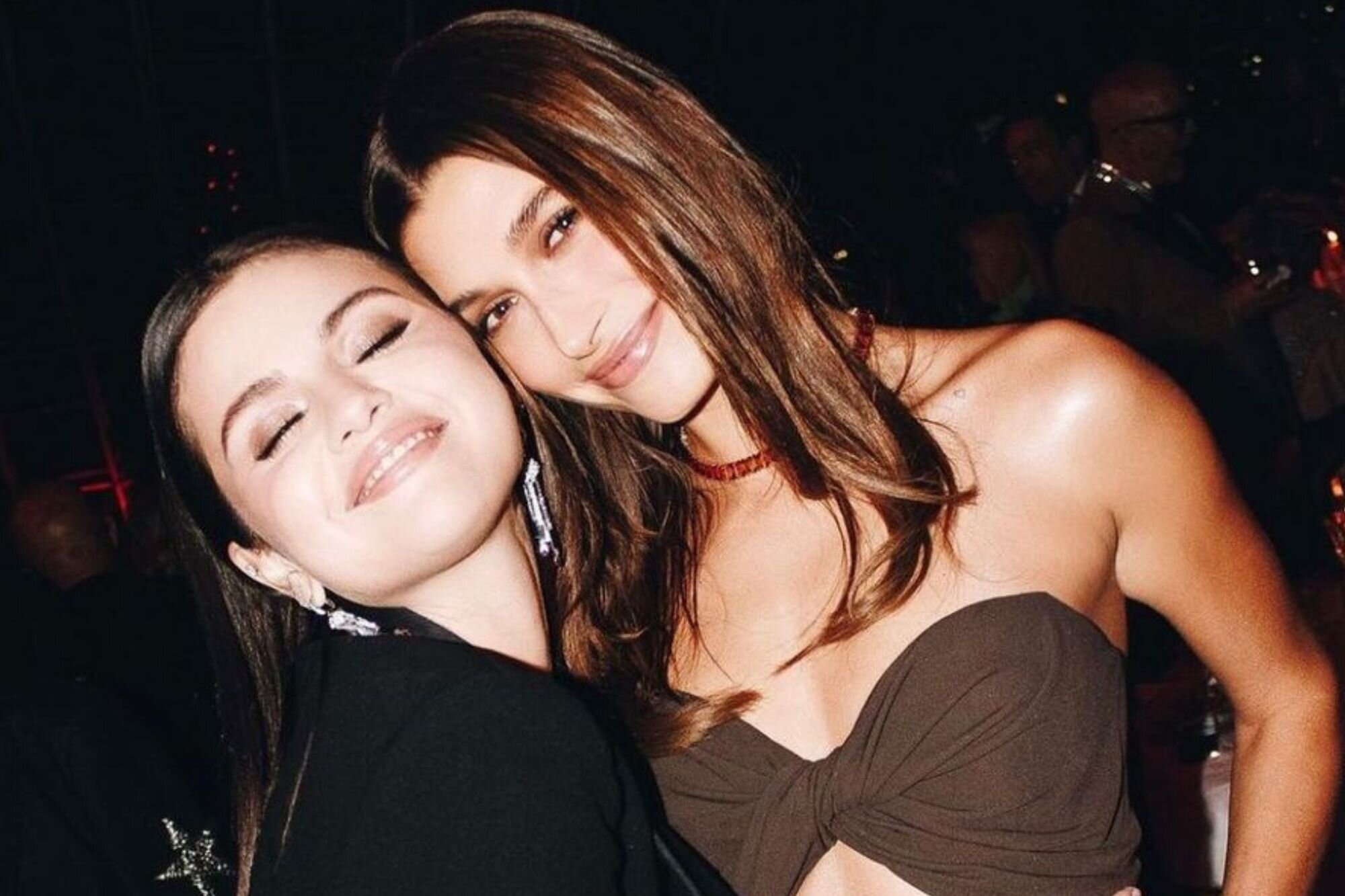 Khi chan may chai nguoc tro thanh tam diem tranh cai hinh anh