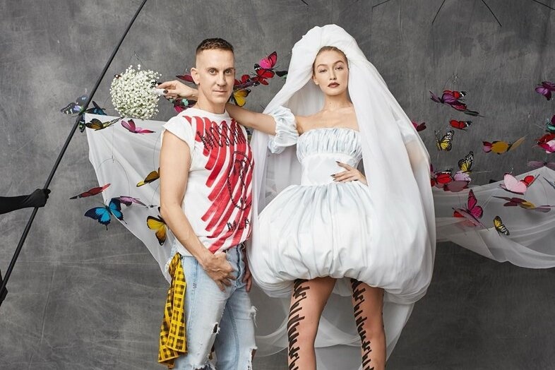 Jeremy Scott roi Moschino sau mot thap ky dan dat hinh anh