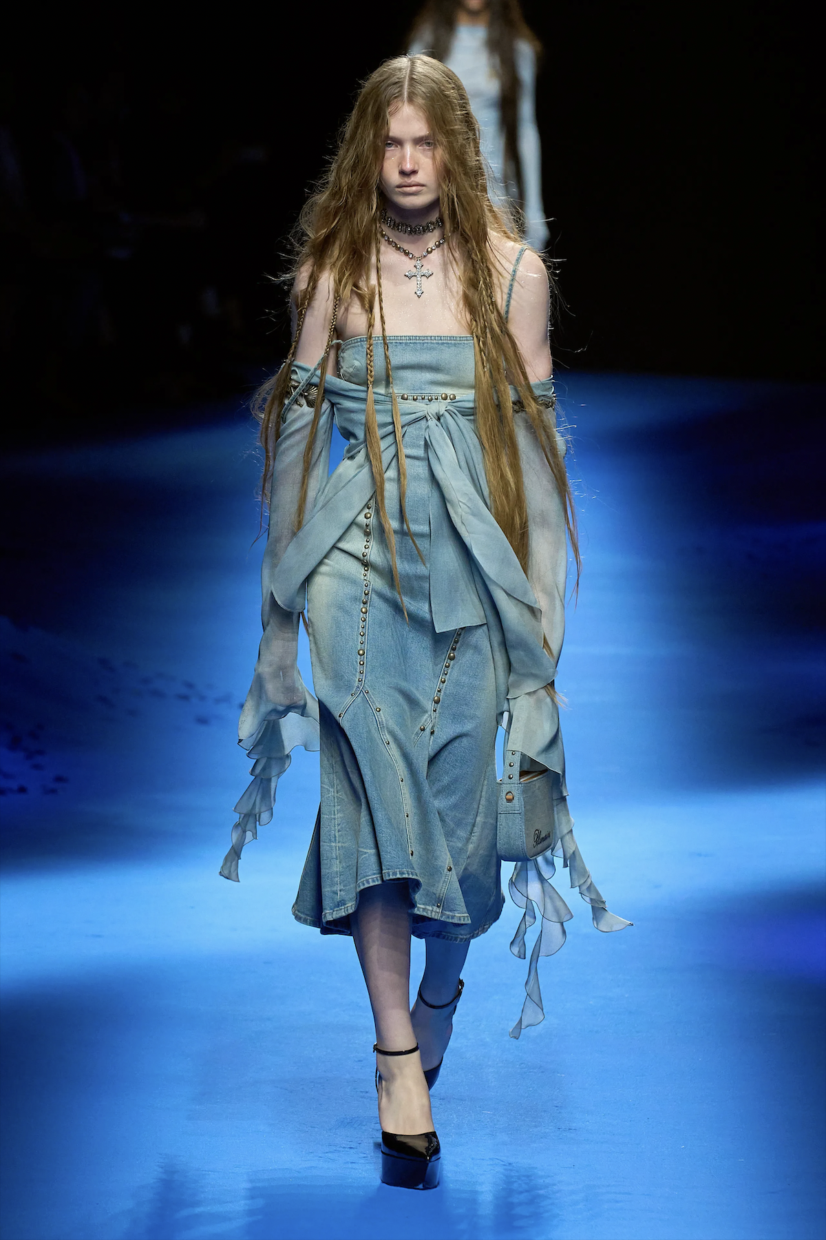 thoi trang dam tau anh 3