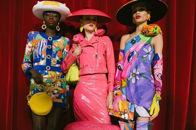 trang phuc bom hoi anh 4