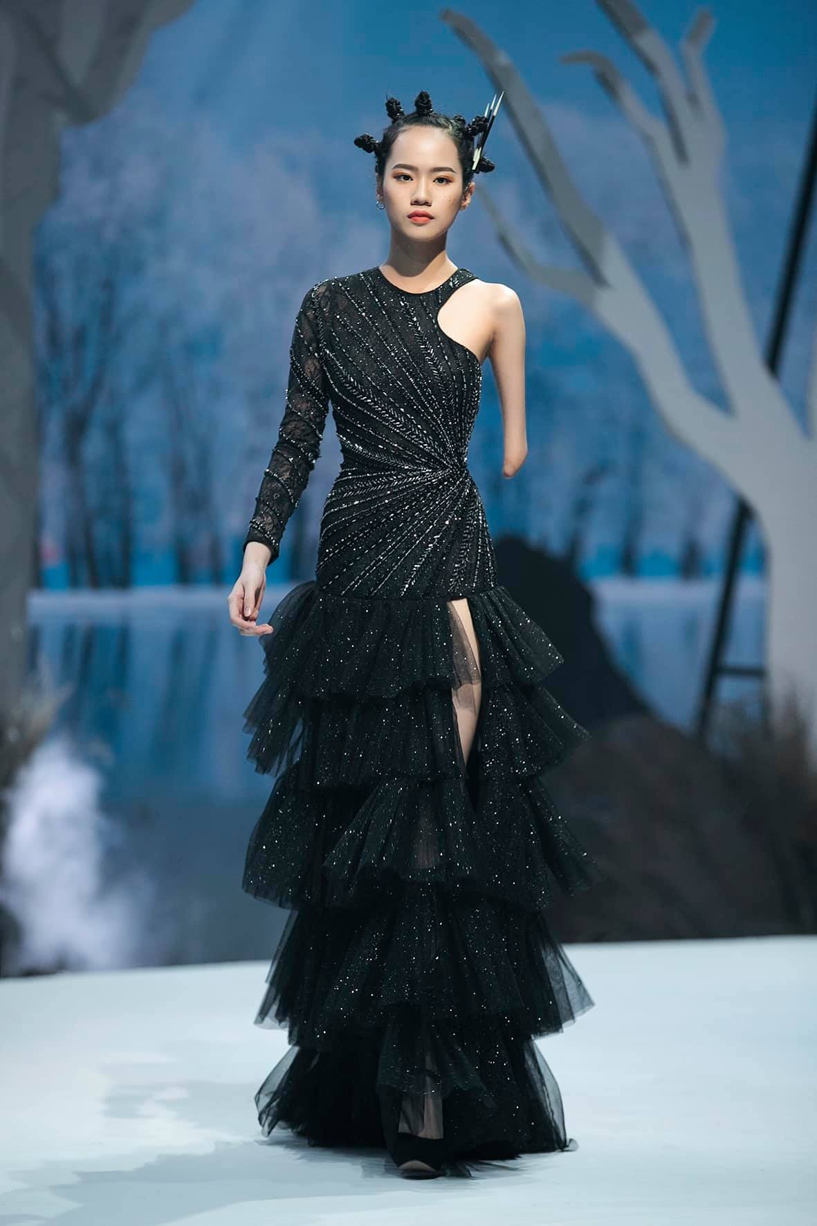 chuyen gioi,  ngoai co anh 7