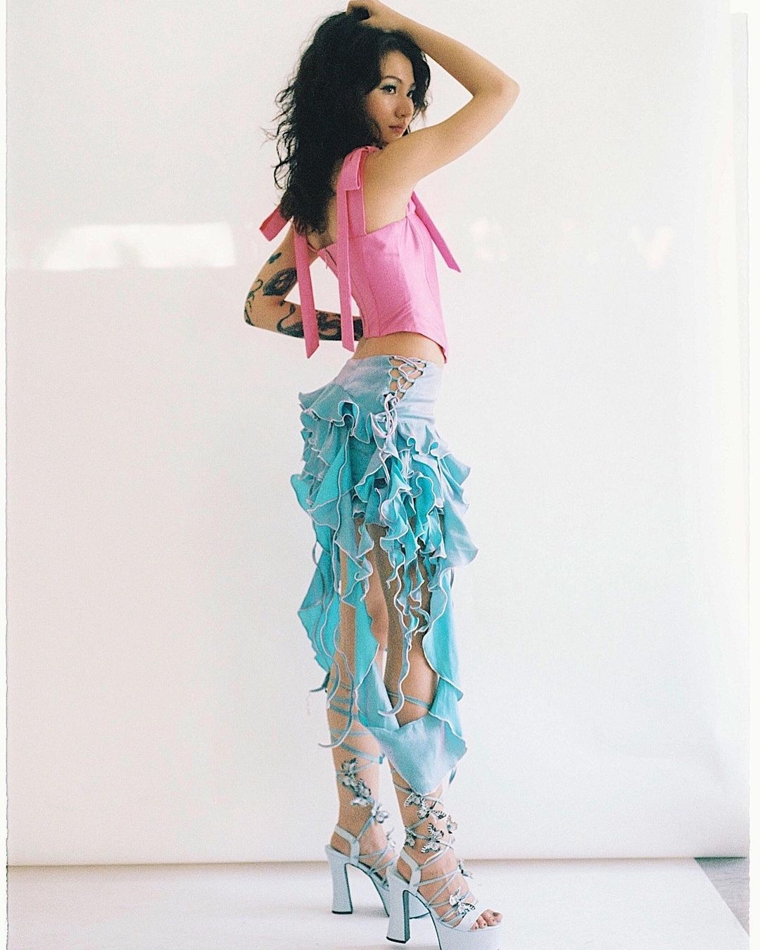 váy áo xé rách ảnh 3 vay ao xe rach anh 3