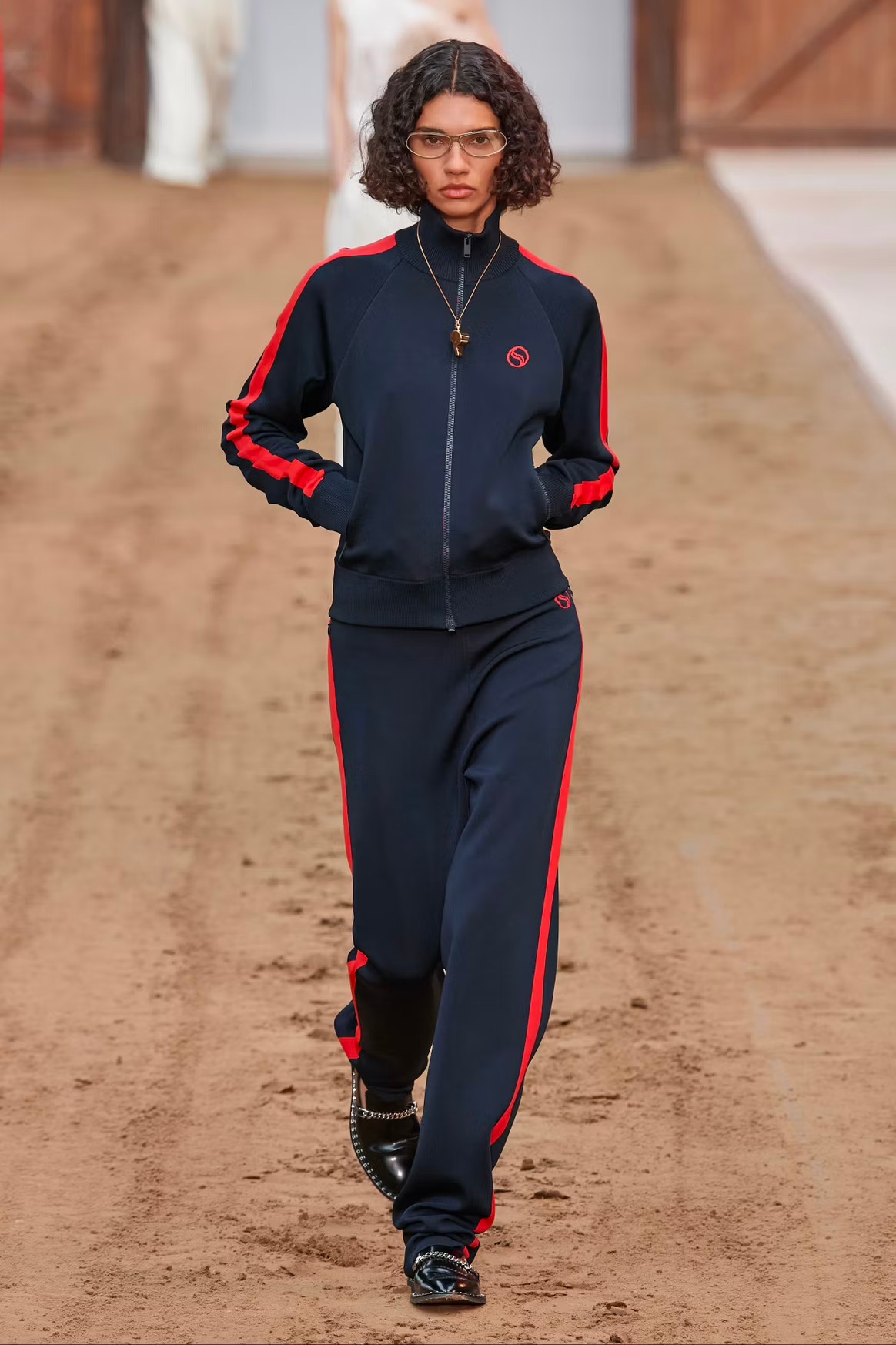 Trang phuc the thao anh 9